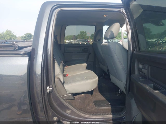 3C6RR7KTXHG646285 RAM 1500 Express 4x4 5&#039;7 Box