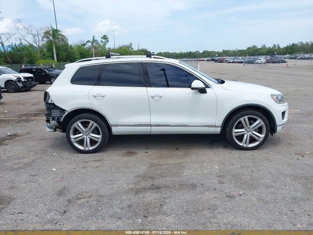 2016 Volkswagen Touareg Tdi Executive მანქანა იყიდება აუქციონზე, vin: WVGEP9BPXGD004877, აუქციონის ნომერი: 45614749