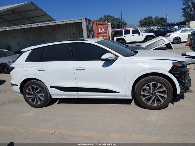 WA124BGF1SA035012 Audi Q6 E-tron Premium Plus Quattro