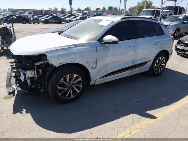 WA124BGF1SA035012 Audi Q6 E-tron Premium Plus Quattro