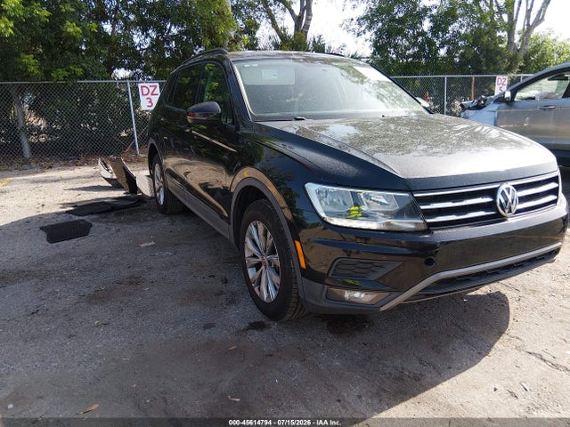 Продажа на аукционе авто 2018 Volkswagen Tiguan 2.0t S, vin: 3VV1B7AX4JM015247, номер лота: 45614794