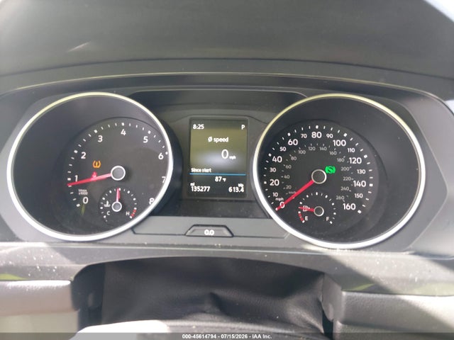 Продажа на аукционе авто 2018 Volkswagen Tiguan 2.0t S, vin: 3VV1B7AX4JM015247, номер лота: 45614794