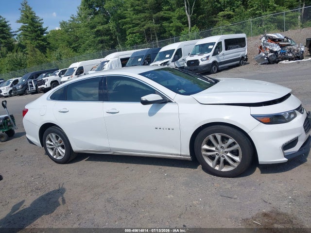 1G1ZD5ST9JF178898 Chevrolet MALIBU LT