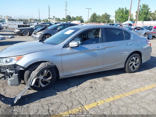 Honda ACCORD LX 2017 1HGCR2F32HA094096 Image 2