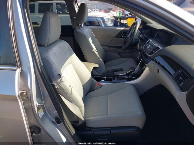Honda ACCORD LX 2017 1HGCR2F32HA094096 Image 5