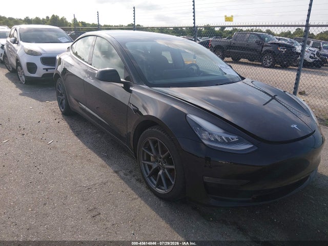2021 5YJ3E1EB4MF836707 zdjęcie główne