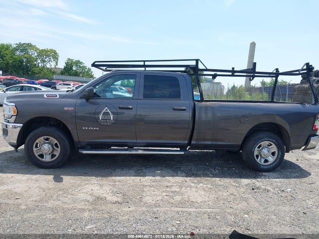 3C6UR5HJ0LG104979 RAM 2500 Tradesman 4x4 8&#039; Box