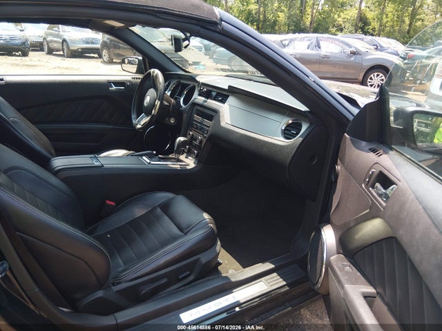 45614886 :رقم المزاد ، 1ZVBP8FF8D5213086 vin ، 2013 Ford Mustang Gt Premium مزاد بيع