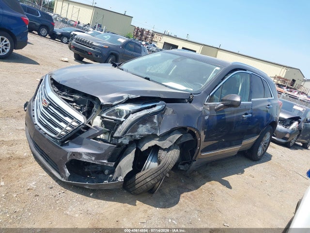45614894 :رقم المزاد ، 1GYKNDRSXHZ172527 vin ، 2017 Cadillac Xt5 Luxury مزاد بيع