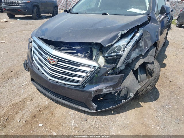 45614894 :رقم المزاد ، 1GYKNDRSXHZ172527 vin ، 2017 Cadillac Xt5 Luxury مزاد بيع
