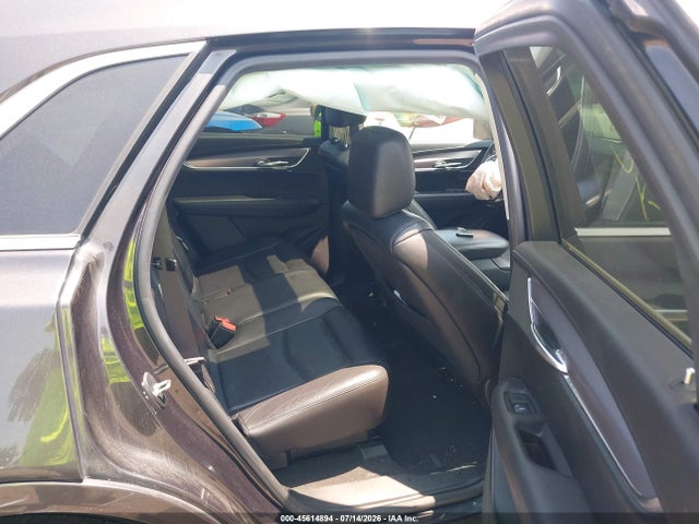 45614894 :رقم المزاد ، 1GYKNDRSXHZ172527 vin ، 2017 Cadillac Xt5 Luxury مزاد بيع