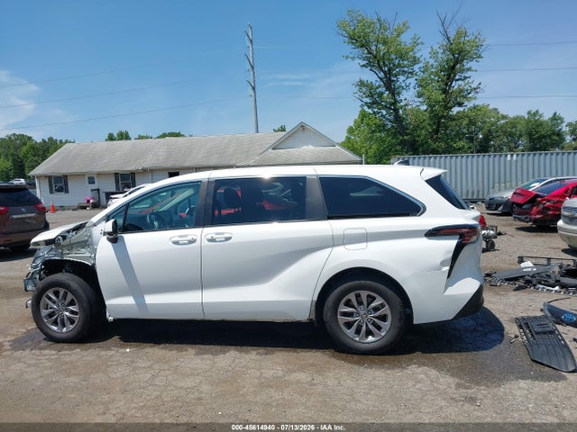 Продаж на аукціоні авто 2024 Toyota Sienna Le, vin: 5TDKRKECXRS207261, номер лоту: 45614940