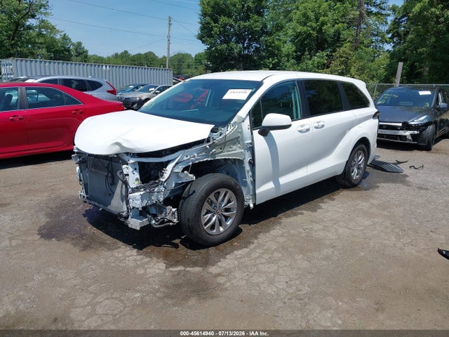 Продаж на аукціоні авто 2024 Toyota Sienna Le, vin: 5TDKRKECXRS207261, номер лоту: 45614940
