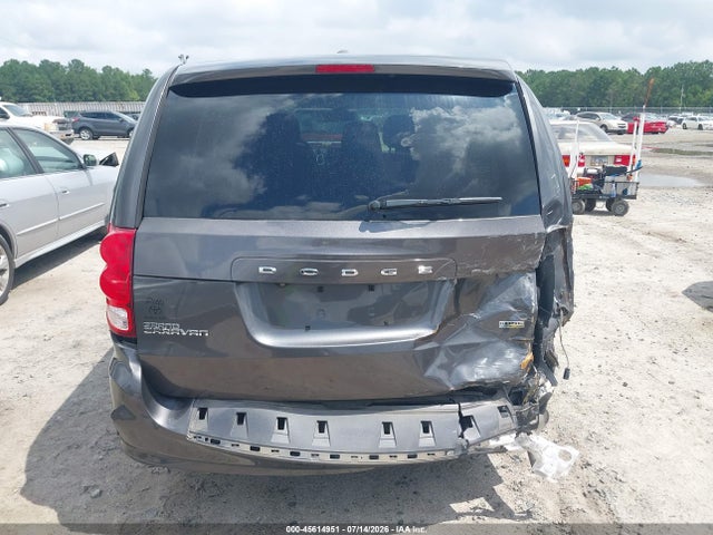 2C4RDGBG9JR323999 Dodge Grand Caravan Se
