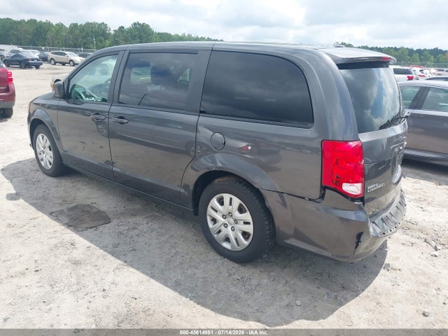 2C4RDGBG9JR323999 Dodge Grand Caravan Se