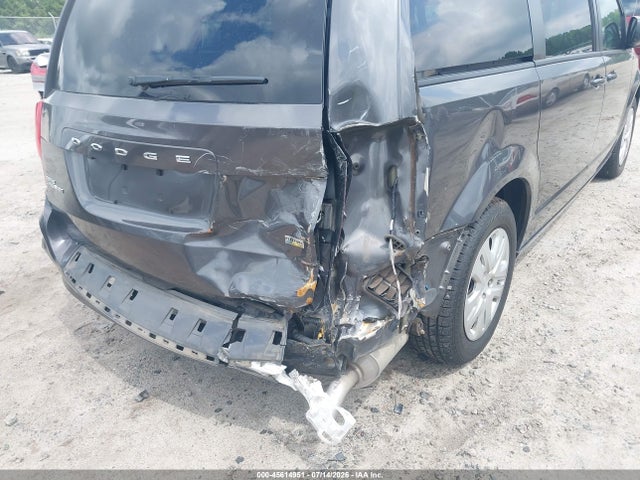 2C4RDGBG9JR323999 Dodge Grand Caravan Se