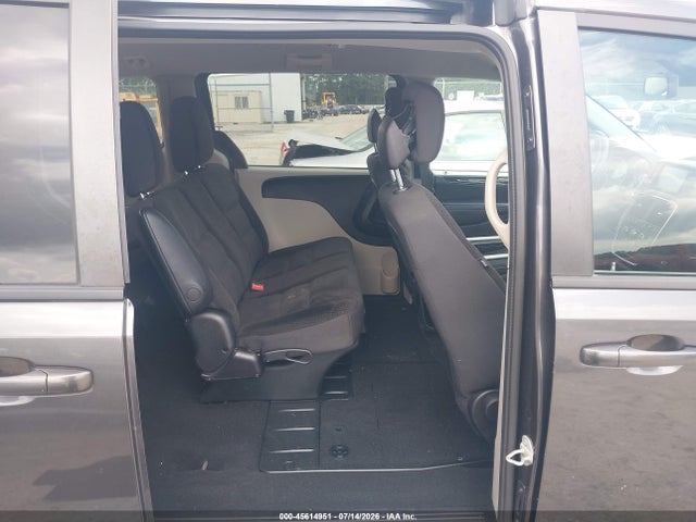 2C4RDGBG9JR323999 Dodge Grand Caravan Se