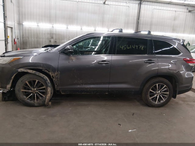 45614978 :رقم المزاد ، 5TDJZRFH8KS576804 vin ، 2019 Toyota Highlander Xle مزاد بيع