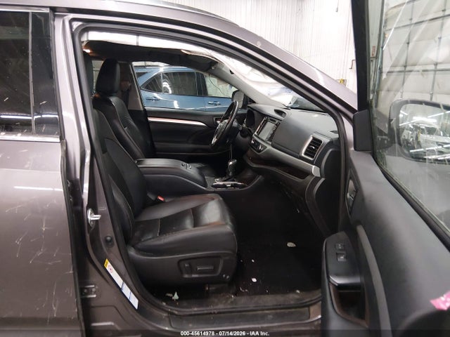 45614978 :رقم المزاد ، 5TDJZRFH8KS576804 vin ، 2019 Toyota Highlander Xle مزاد بيع