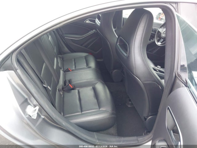 2015 Mercedes-benz Cla 250 4matic მანქანა იყიდება აუქციონზე, vin: WDDSJ4GB1FN177713, აუქციონის ნომერი: 45615032