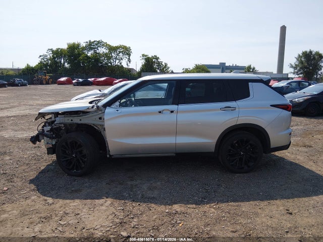 JA4J3UA82NZ077909 Mitsubishi Outlander Black Edition 2wd/se 2.5 2wd/se Launch Edition 2wd