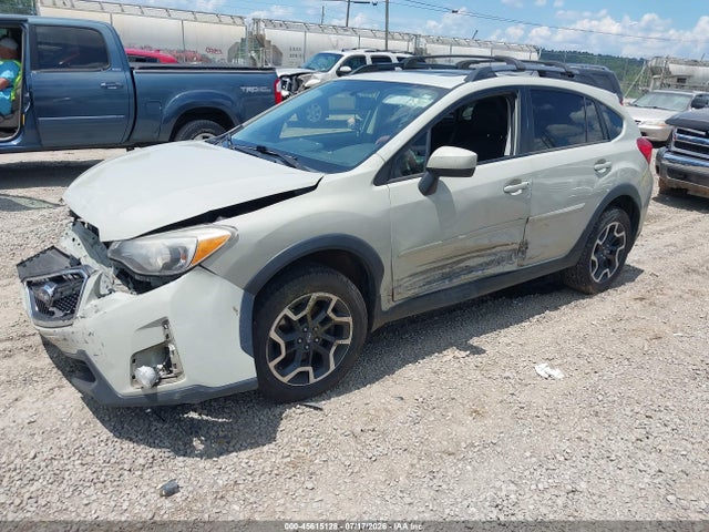 Subaru Crosstrek 2.0i Premium 2016 JF2GPABC4GH301391 Image 2