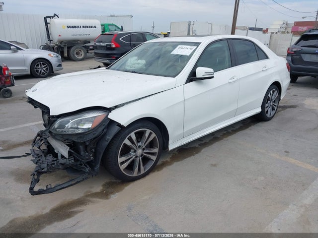 Mercedes-Benz E 350 2014 WDDHF5KB1EA876645 Image 2