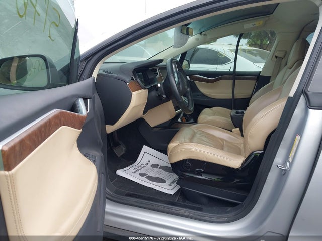 Tesla Model X 100d/75d/90d 2017 5YJXCAE26HF040280 Image 5