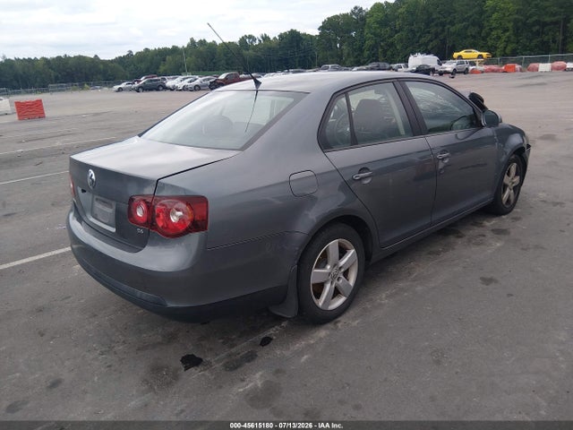 Продажа на аукционе авто 2010 Volkswagen Jetta Limited Edition, vin: 3VWRX7AJ2AM165742, номер лота: 45615180