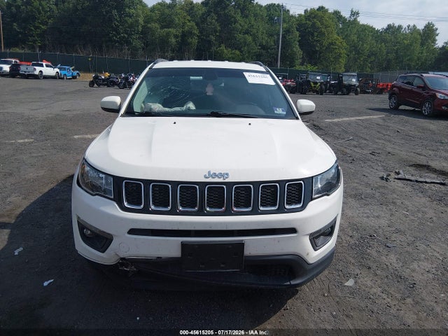 2019 Jeep Compass Latitude 4x4 მანქანა იყიდება აუქციონზე, vin: 3C4NJDBB0KT652924, აუქციონის ნომერი: 45615205