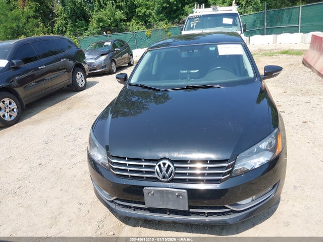 2014 Volkswagen Passat 1.8t Sel Premium მანქანა იყიდება აუქციონზე, vin: 1VWCT7A35EC006370, აუქციონის ნომერი: 45615210