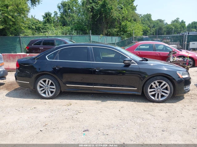 2014 Volkswagen Passat 1.8t Sel Premium მანქანა იყიდება აუქციონზე, vin: 1VWCT7A35EC006370, აუქციონის ნომერი: 45615210