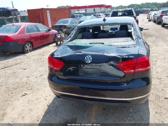 2014 Volkswagen Passat 1.8t Sel Premium მანქანა იყიდება აუქციონზე, vin: 1VWCT7A35EC006370, აუქციონის ნომერი: 45615210