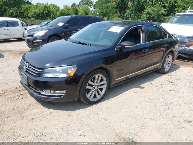 2014 Volkswagen Passat 1.8t Sel Premium მანქანა იყიდება აუქციონზე, vin: 1VWCT7A35EC006370, აუქციონის ნომერი: 45615210