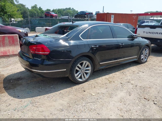 2014 Volkswagen Passat 1.8t Sel Premium მანქანა იყიდება აუქციონზე, vin: 1VWCT7A35EC006370, აუქციონის ნომერი: 45615210