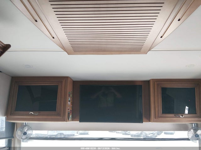 Продажа на аукционе авто 2015 Freightliner Chassis Xc, vin: 4UZAB2DT2FCGW3736, номер лота: 45615239