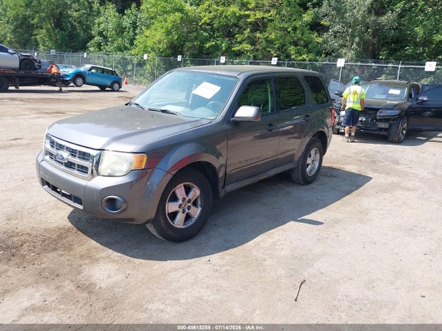 2010 Ford Escape Xls მანქანა იყიდება აუქციონზე, vin: 1FMCU0C76AKD15431, აუქციონის ნომერი: 45615258