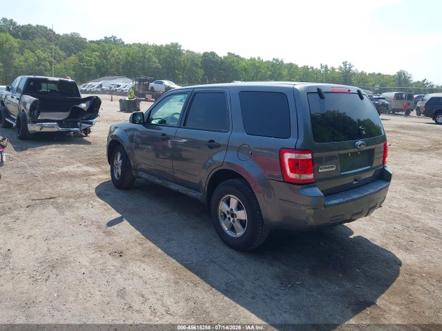 2010 Ford Escape Xls მანქანა იყიდება აუქციონზე, vin: 1FMCU0C76AKD15431, აუქციონის ნომერი: 45615258