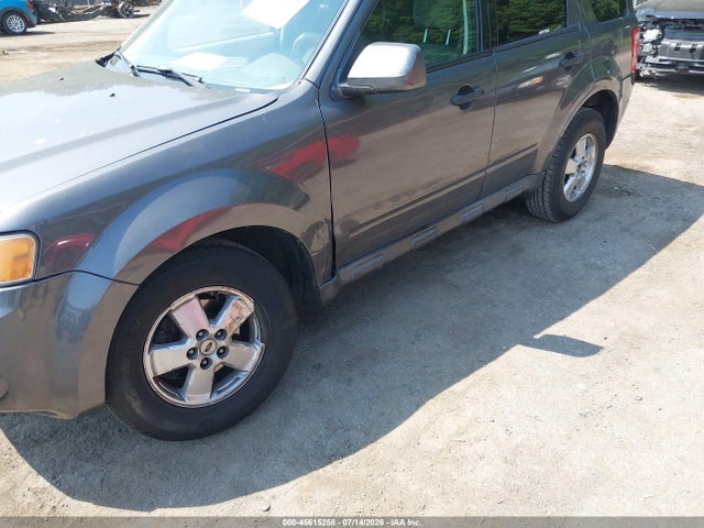 2010 Ford Escape Xls მანქანა იყიდება აუქციონზე, vin: 1FMCU0C76AKD15431, აუქციონის ნომერი: 45615258