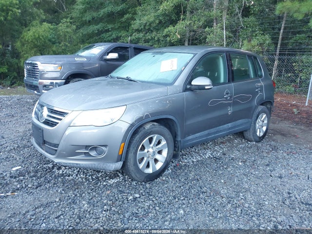 2010 Volkswagen Tiguan S მანქანა იყიდება აუქციონზე, vin: WVGAV7AX4AW516222, აუქციონის ნომერი: 45615274