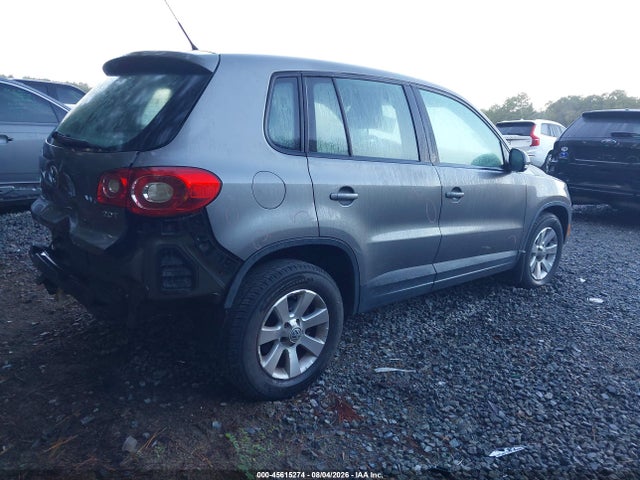 2010 Volkswagen Tiguan S მანქანა იყიდება აუქციონზე, vin: WVGAV7AX4AW516222, აუქციონის ნომერი: 45615274