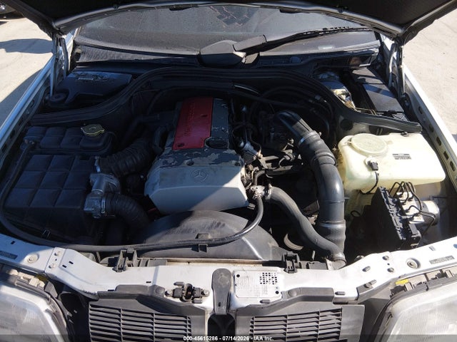 45615286 :رقم المزاد ، WDBHA24GXYA834042 vin ، 2000 Mercedes-benz C 230 Kompressor مزاد بيع