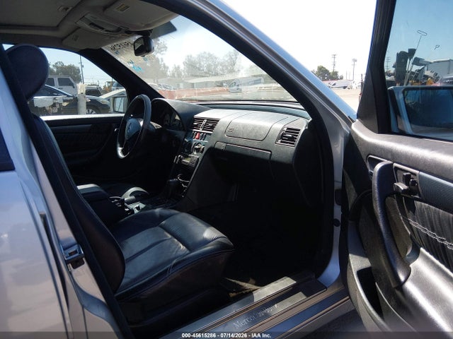 45615286 :رقم المزاد ، WDBHA24GXYA834042 vin ، 2000 Mercedes-benz C 230 Kompressor مزاد بيع