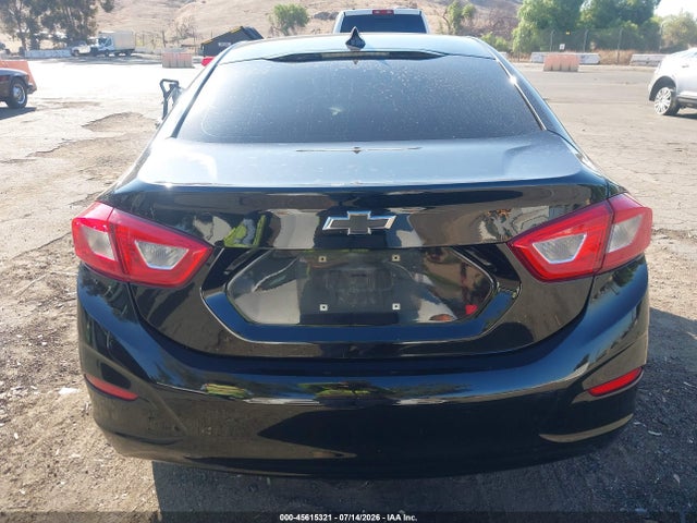Chevrolet Cruze Lt Auto 2018 1G1BE5SM5J7191861 Image 16