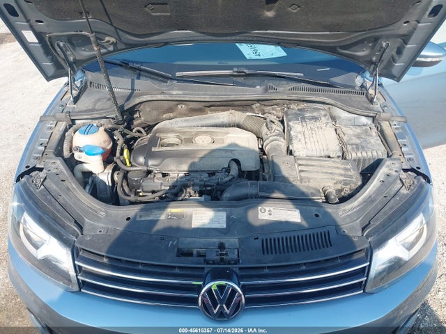 Продажа на аукционе авто 2015 Volkswagen Eos Komfort Edition, vin: WVWBW8AH3FV002525, номер лота: 45615357
