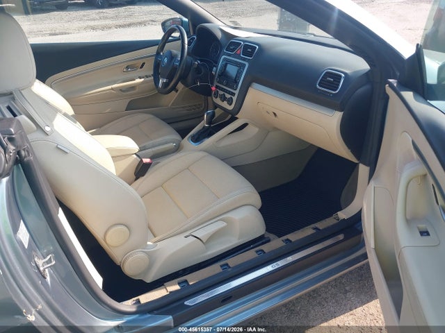 Продажа на аукционе авто 2015 Volkswagen Eos Komfort Edition, vin: WVWBW8AH3FV002525, номер лота: 45615357