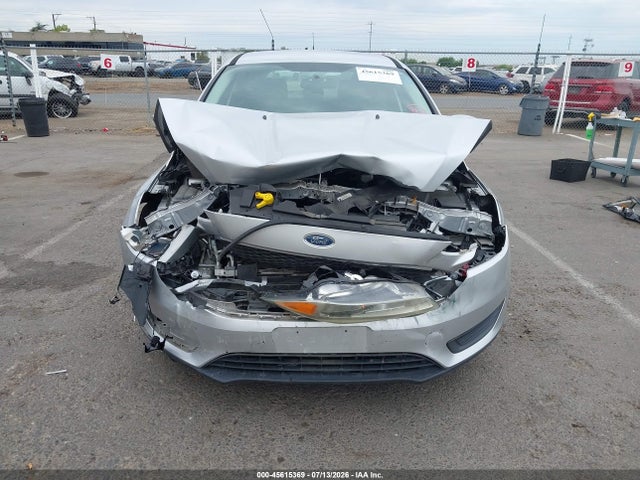 Ford FOCUS SE 2017 1FADP3K22HL271607 Image 13