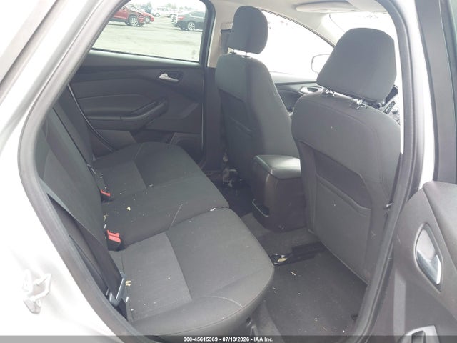 Ford FOCUS SE 2017 1FADP3K22HL271607 Image 8