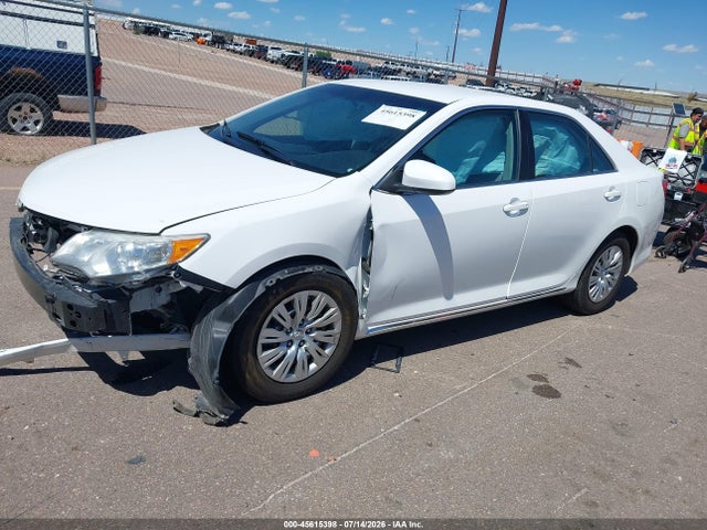 Toyota CAMRY LE 2014 4T1BF1FK1EU419086 Image 2