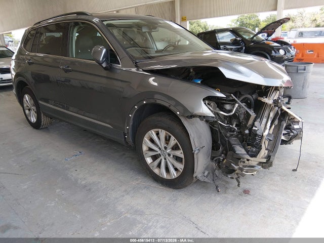 Продажа на аукционе авто 2018 Volkswagen Tiguan 2.0t Se/2.0t Sel, vin: 3VV3B7AX1JM024612, номер лота: 45615413